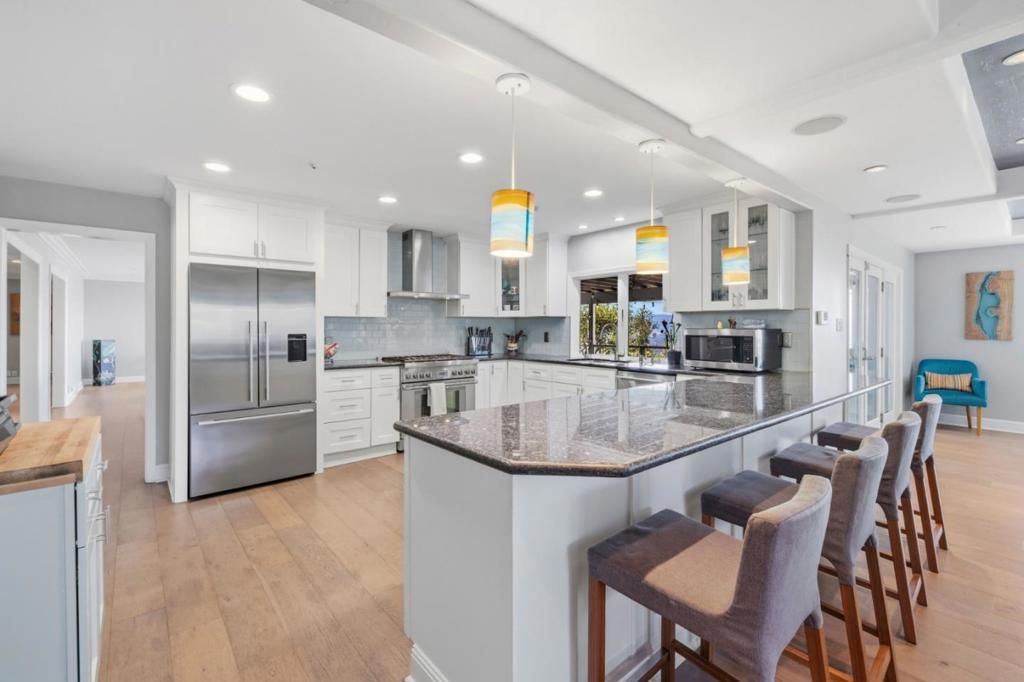 Image 10 of property listing at 15761 E Alta Vista Way, San Jose, CA 95127