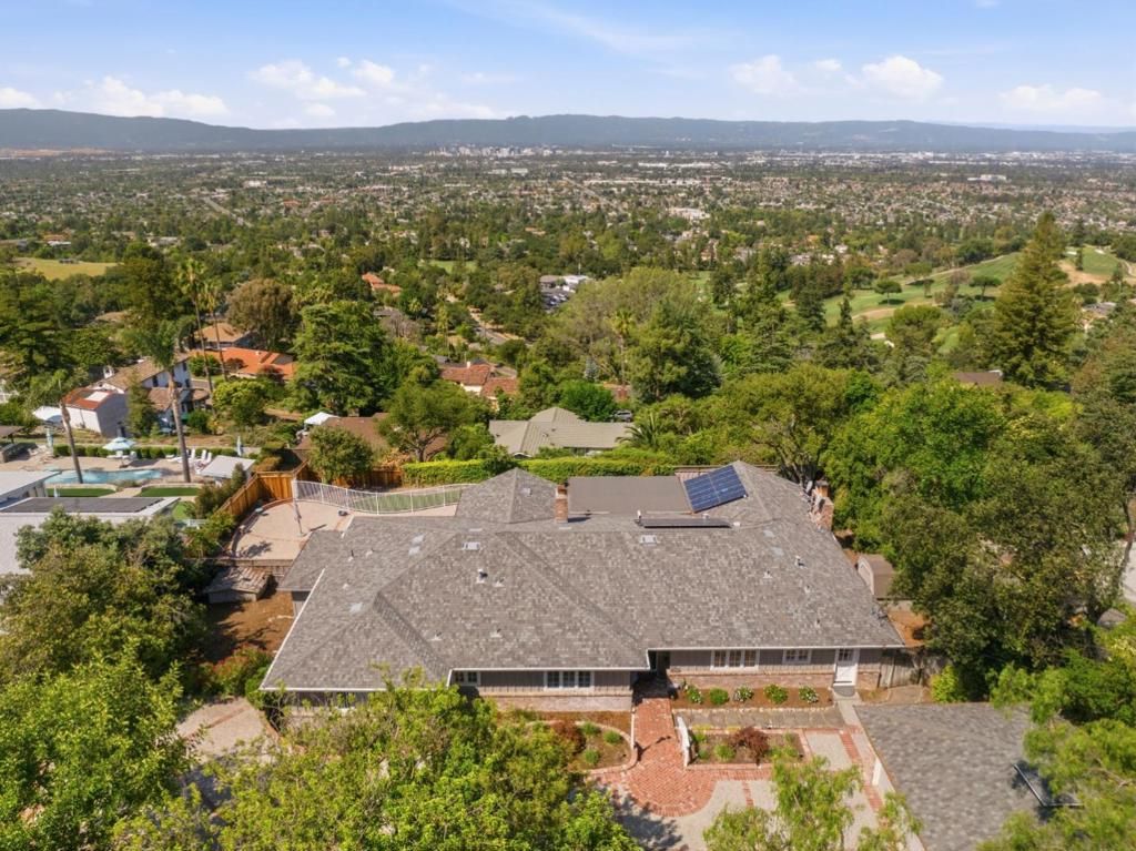 Image 44 of property listing at 15761 E Alta Vista Way, San Jose, CA 95127