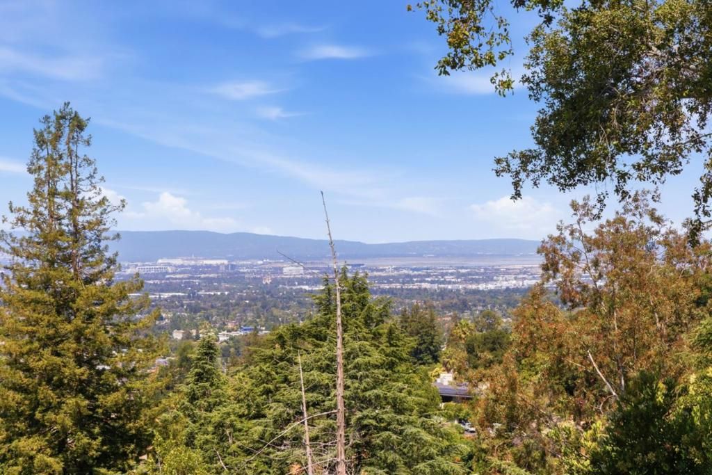 Image 47 of property listing at 15761 E Alta Vista Way, San Jose, CA 95127