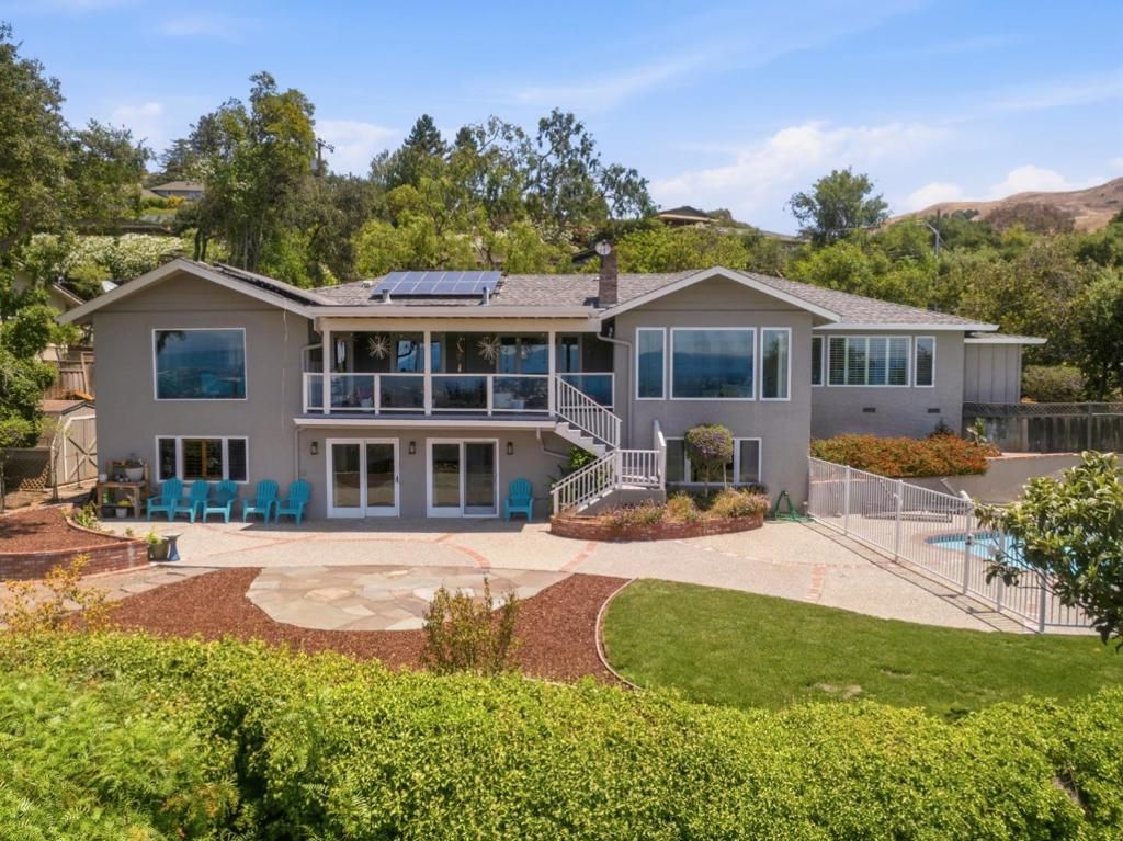 Image 49 of property listing at 15761 E Alta Vista Way, San Jose, CA 95127