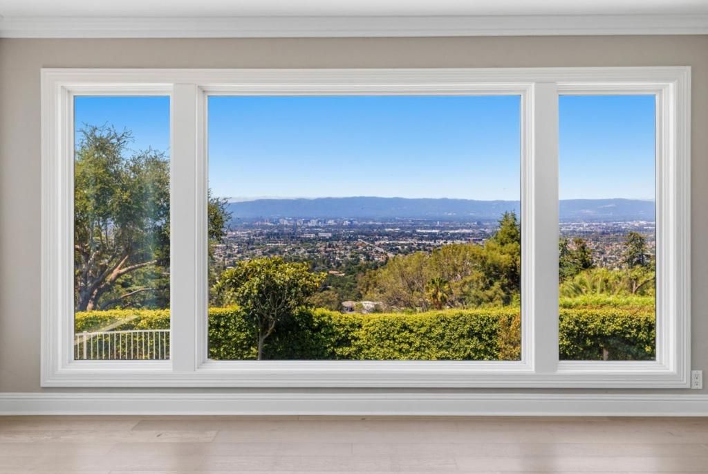 Image 5 of property listing at 15761 E Alta Vista Way, San Jose, CA 95127