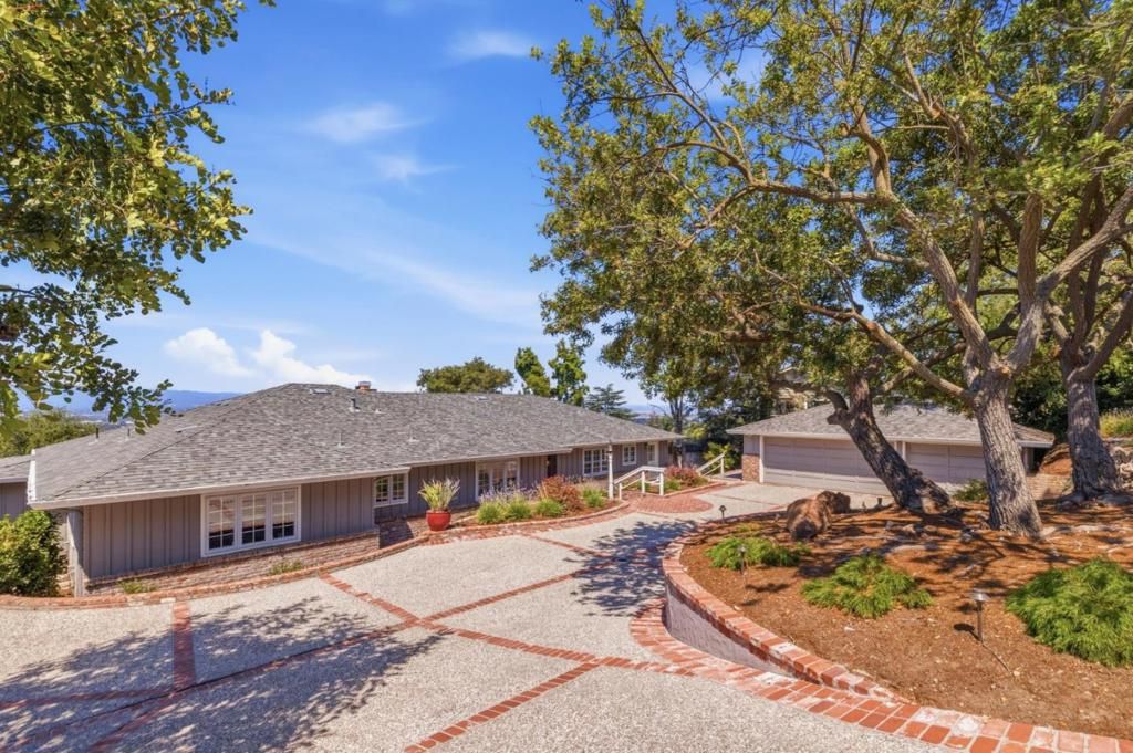 Image 56 of property listing at 15761 E Alta Vista Way, San Jose, CA 95127