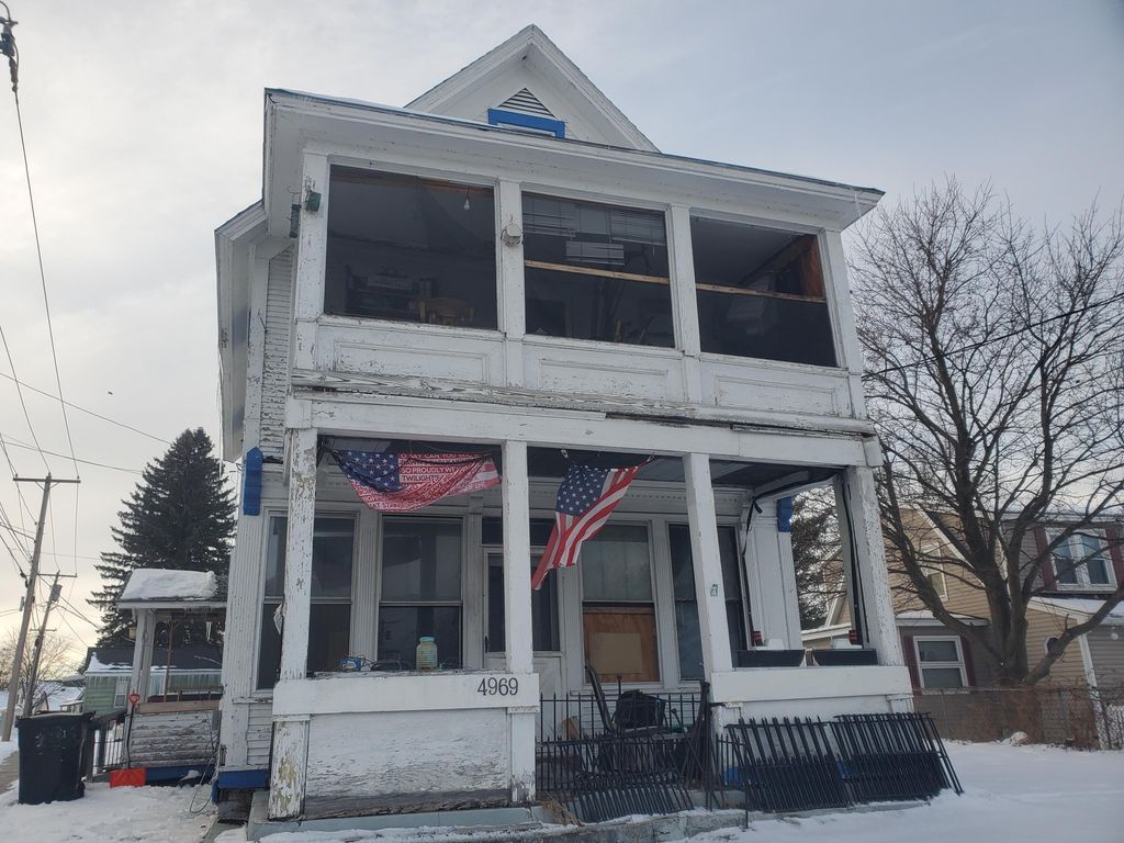 4969 S Catherine Street, Plattsburgh, NY 12901