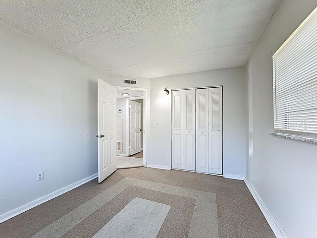 694 Michigan Ct Apt 2, St Cloud, FL 34769