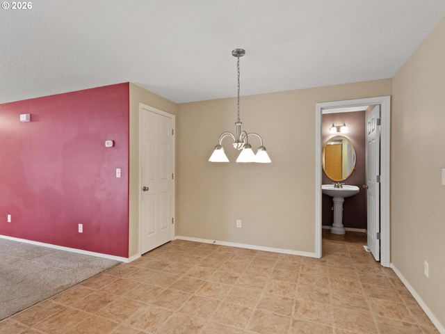 608 Se 15TH Ave, Battle Ground, WA 98604