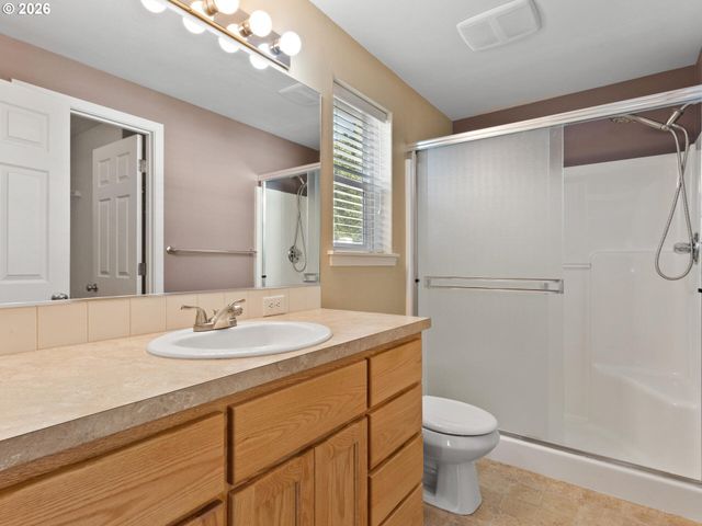 608 Se 15TH Ave, Battle Ground, WA 98604