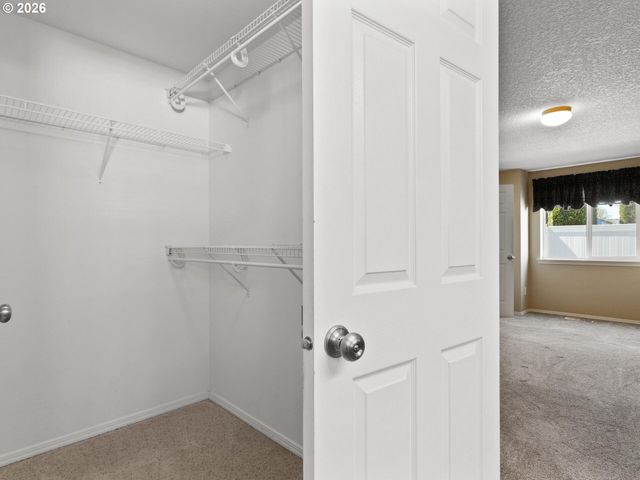 608 Se 15TH Ave, Battle Ground, WA 98604