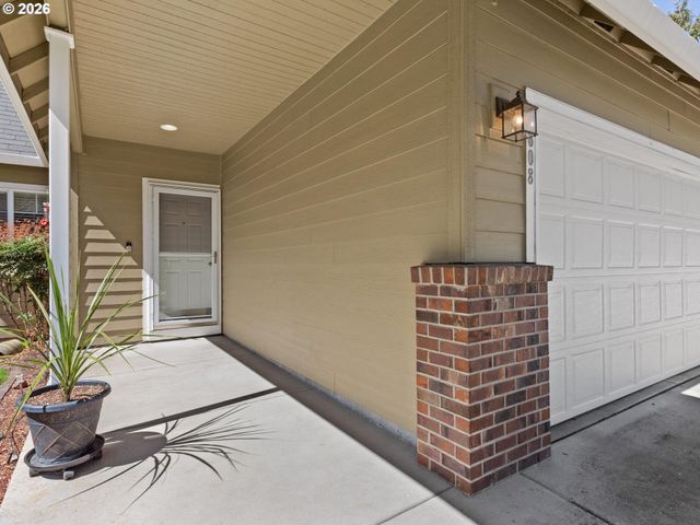 608 Se 15TH Ave, Battle Ground, WA 98604