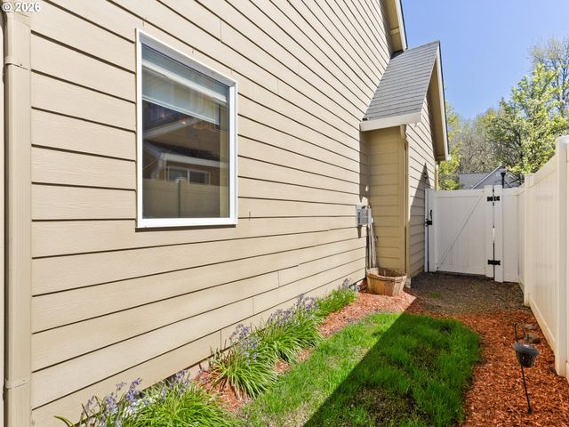 608 Se 15TH Ave, Battle Ground, WA 98604