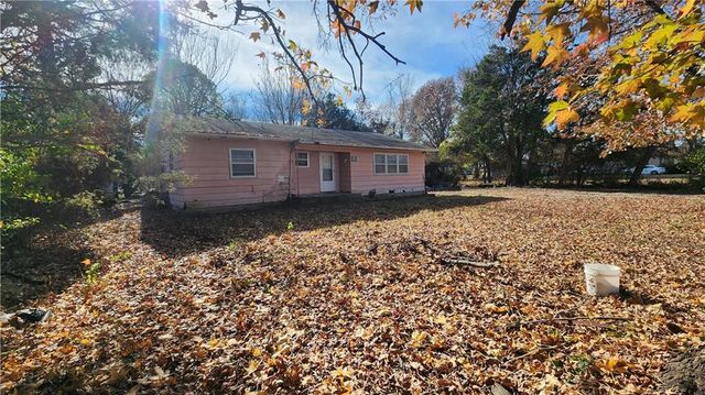 808 E Atkinson Street, Pittsburg, KS 66762