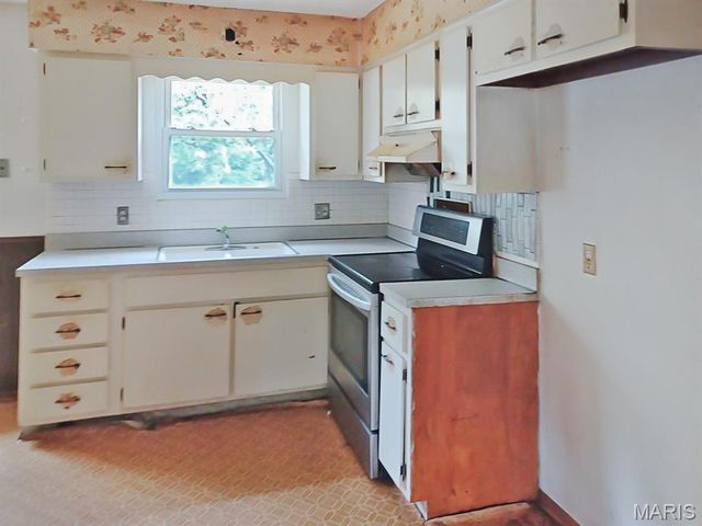 4893 Eva Rue Lane, House Springs, MO 63051