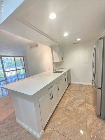 205 East Harmon Avenue 223, Las Vegas, NV 89169