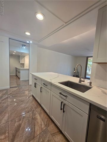 205 East Harmon Avenue 223, Las Vegas, NV 89169