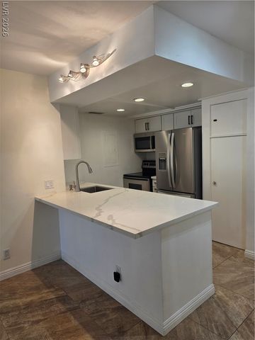 205 East Harmon Avenue 223, Las Vegas, NV 89169