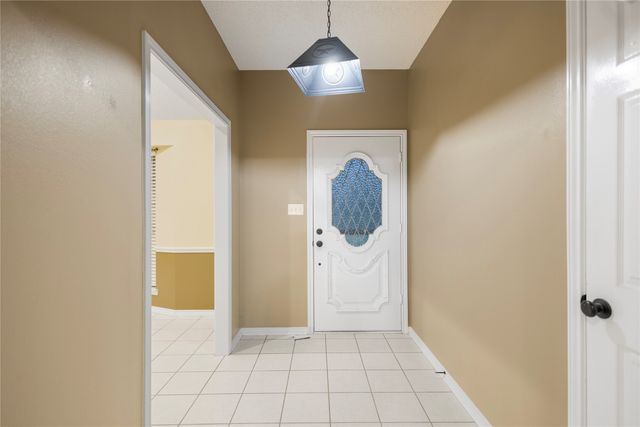 121 Crestview Street, Chandler, TX 75758