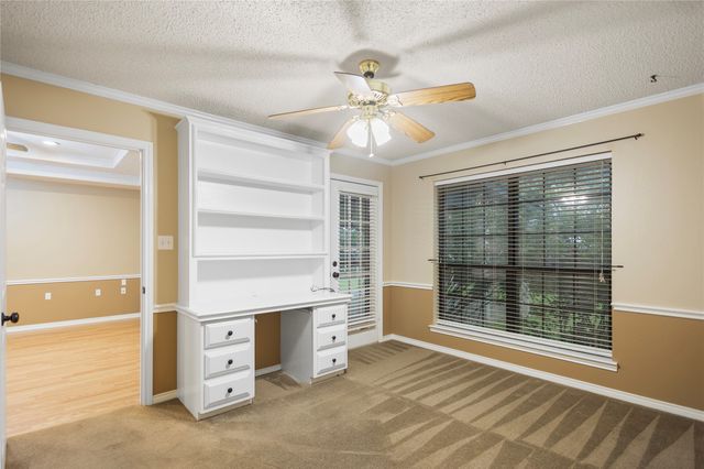 121 Crestview Street, Chandler, TX 75758