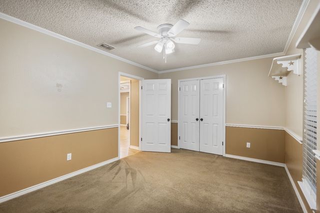 121 Crestview Street, Chandler, TX 75758