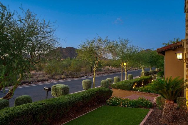 10287 E Diamond Rim Drive, Scottsdale, AZ 85255