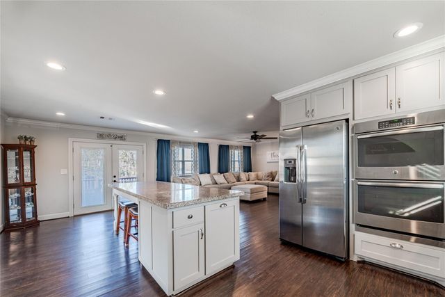 5103 Captains Drive, Dickinson, TX 77539