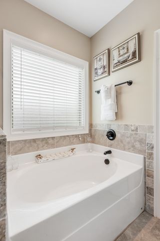 31 Harbor Pt, Lebanon, TN 37087
