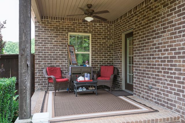 31 Harbor Pt, Lebanon, TN 37087