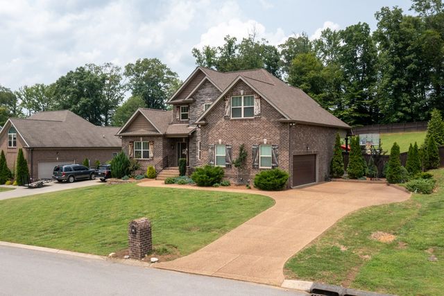 31 Harbor Pt, Lebanon, TN 37087
