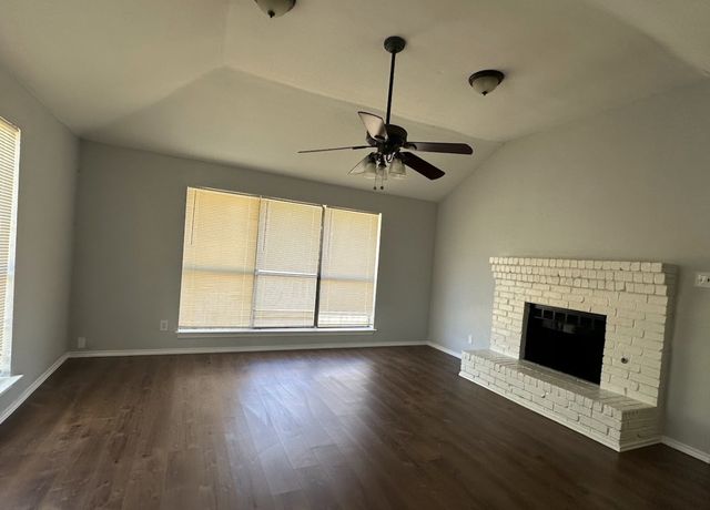 2217 Crestview Lane, Rowlett, TX 75088