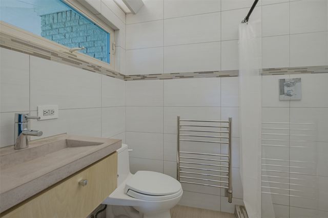 3628 Manderly Place, Fort Worth, TX 76109