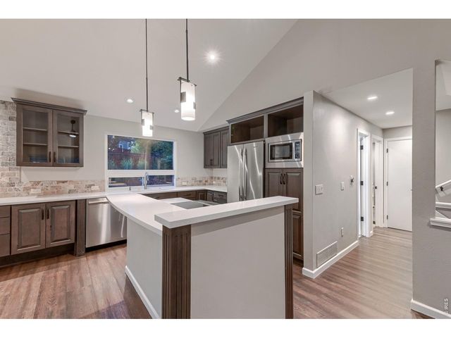 545 Catalpa Ct, Louisville, CO 80027