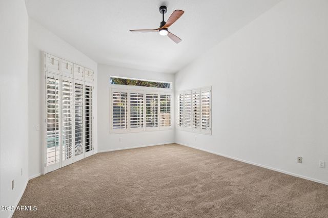 5637 E BEVERLY Lane, Scottsdale, AZ 85254