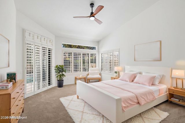 5637 E BEVERLY Lane, Scottsdale, AZ 85254