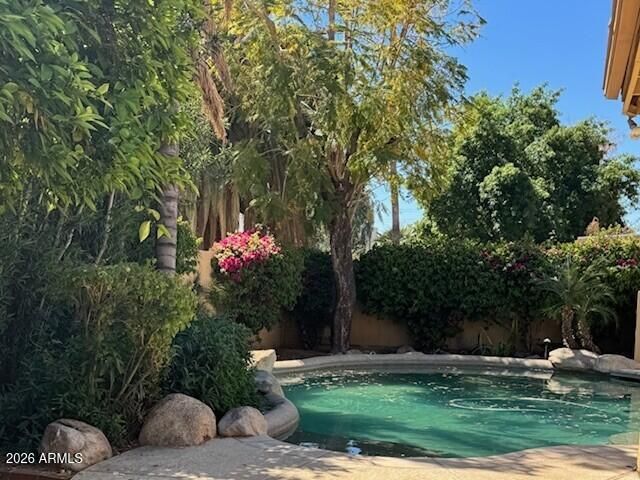 5637 E BEVERLY Lane, Scottsdale, AZ 85254