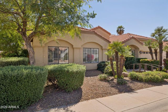 5637 E BEVERLY Lane, Scottsdale, AZ 85254