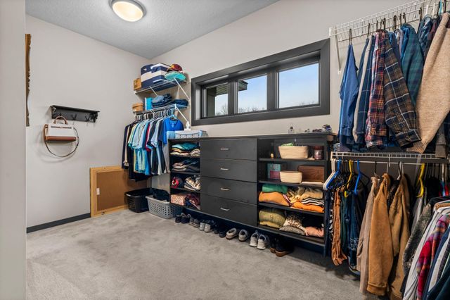 603 Eastland Avenue SE, New Prague, MN 56071