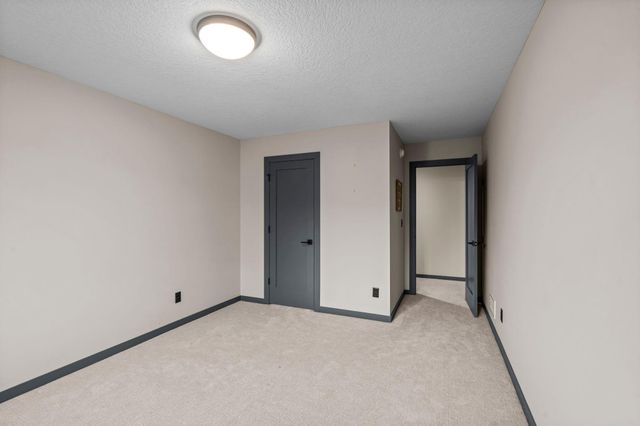 603 Eastland Avenue SE, New Prague, MN 56071