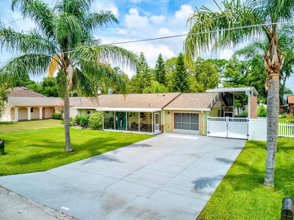 35601 CALLA COURT, Leesburg, FL 34788
