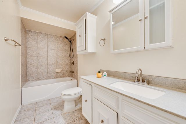 5108 Shannon Drive, The Colony, TX 75056