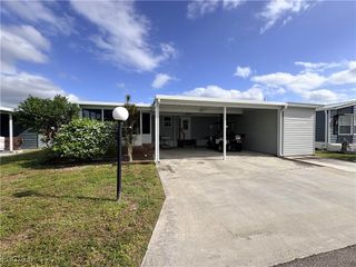 3142 Linwood DR, North Fort Myers, FL 33917