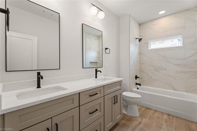 744 Royal Jasmine Court, Winston-salem, NC 27106