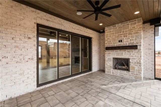 744 Royal Jasmine Court, Winston-salem, NC 27106