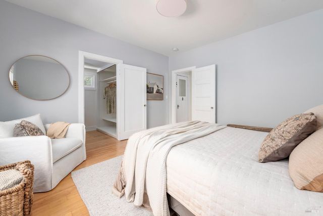 132 Meernaa Ave, Fairfax, CA 94930