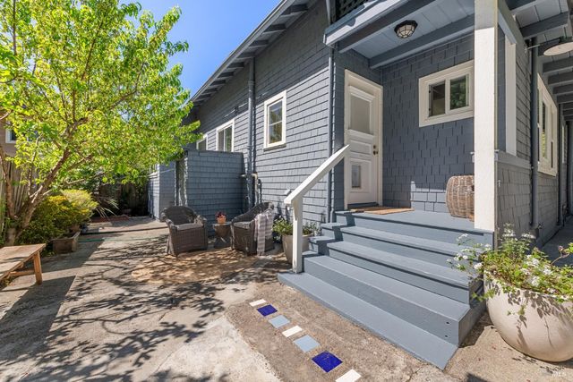 132 Meernaa Ave, Fairfax, CA 94930