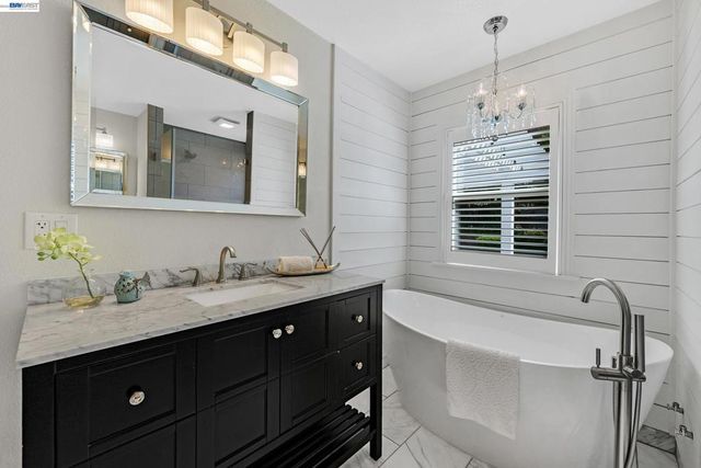 2264 Stonebridge Rd, Livermore, CA 94550