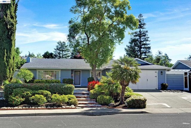 2264 Stonebridge Rd, Livermore, CA 94550