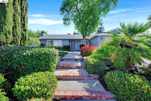 2264 Stonebridge Rd, Livermore, CA 94550