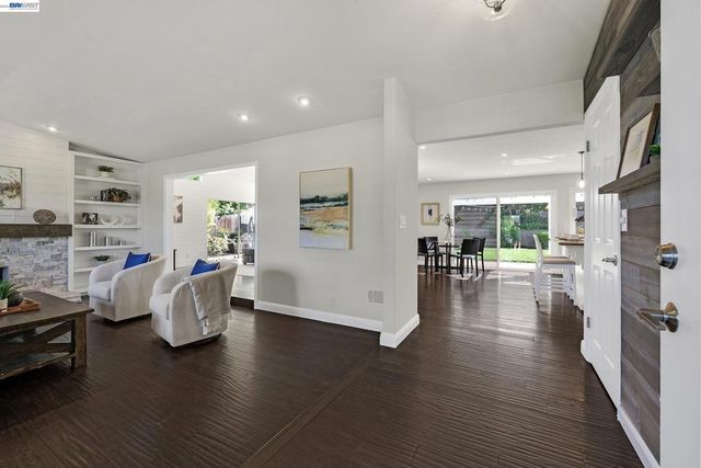 2264 Stonebridge Rd, Livermore, CA 94550