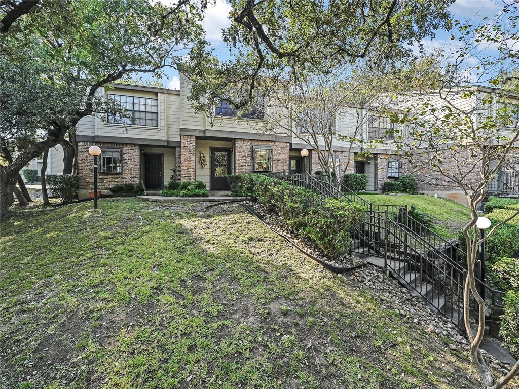 1804 Capital PKWY 18, Austin, TX 78746