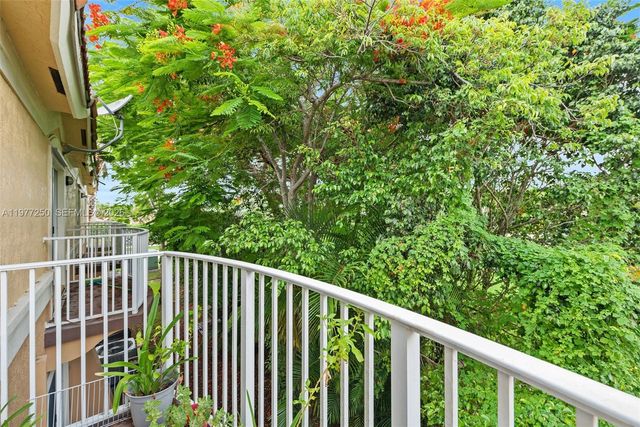 12981 SW 30th St, Miramar, FL 33027