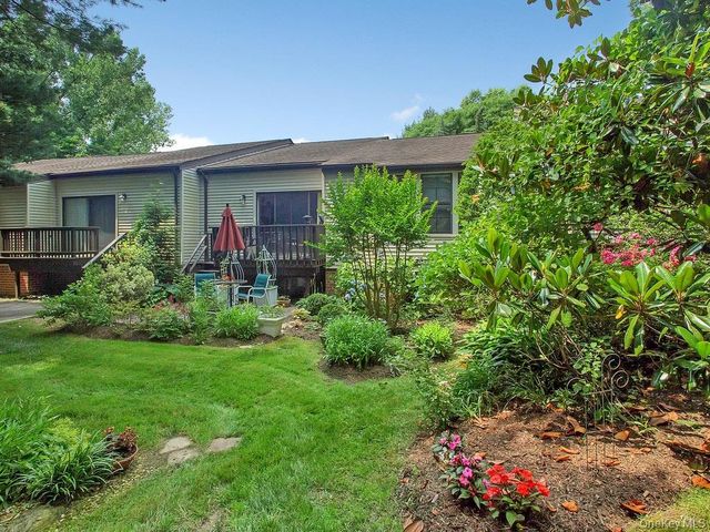 160 Dove Hill Drive, Manhasset, NY 11030