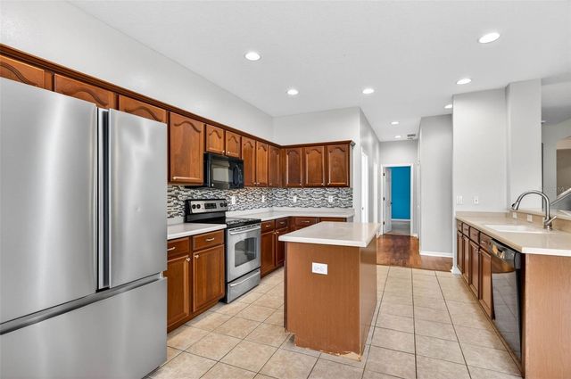 612 MARION HILL LANE, Ruskin, FL 33570